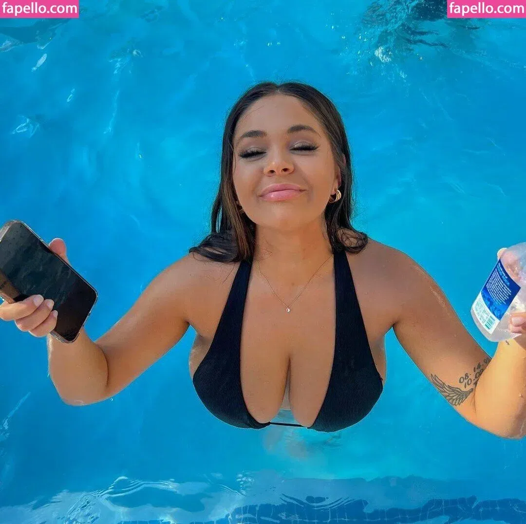 Gabriella Onlyfans Photo Gallery 