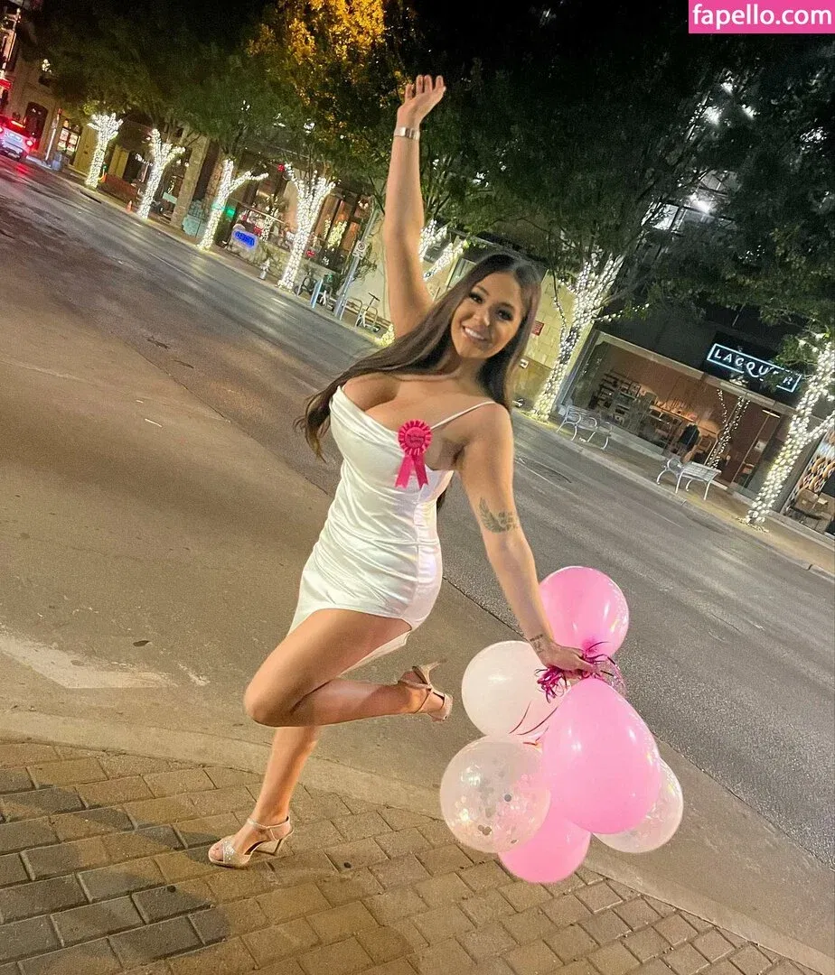 Gabriella Onlyfans Photo Gallery 