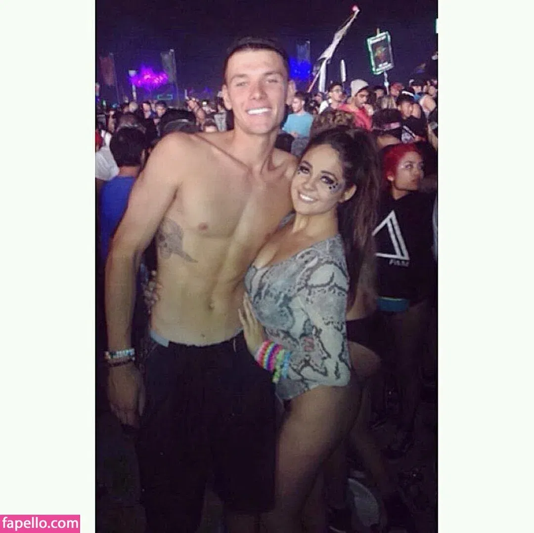 Gabriella Onlyfans Photo Gallery 