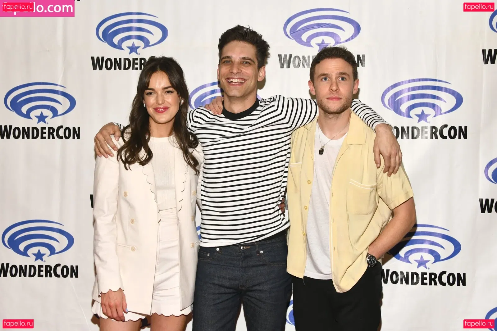 Elizabeth Henstridge Onlyfans Photo Gallery 