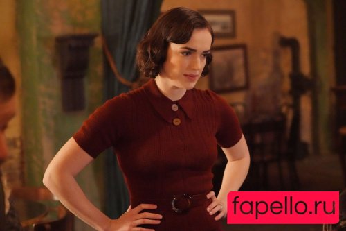 Elizabeth Henstridge Nude Onlyfans Photo 19