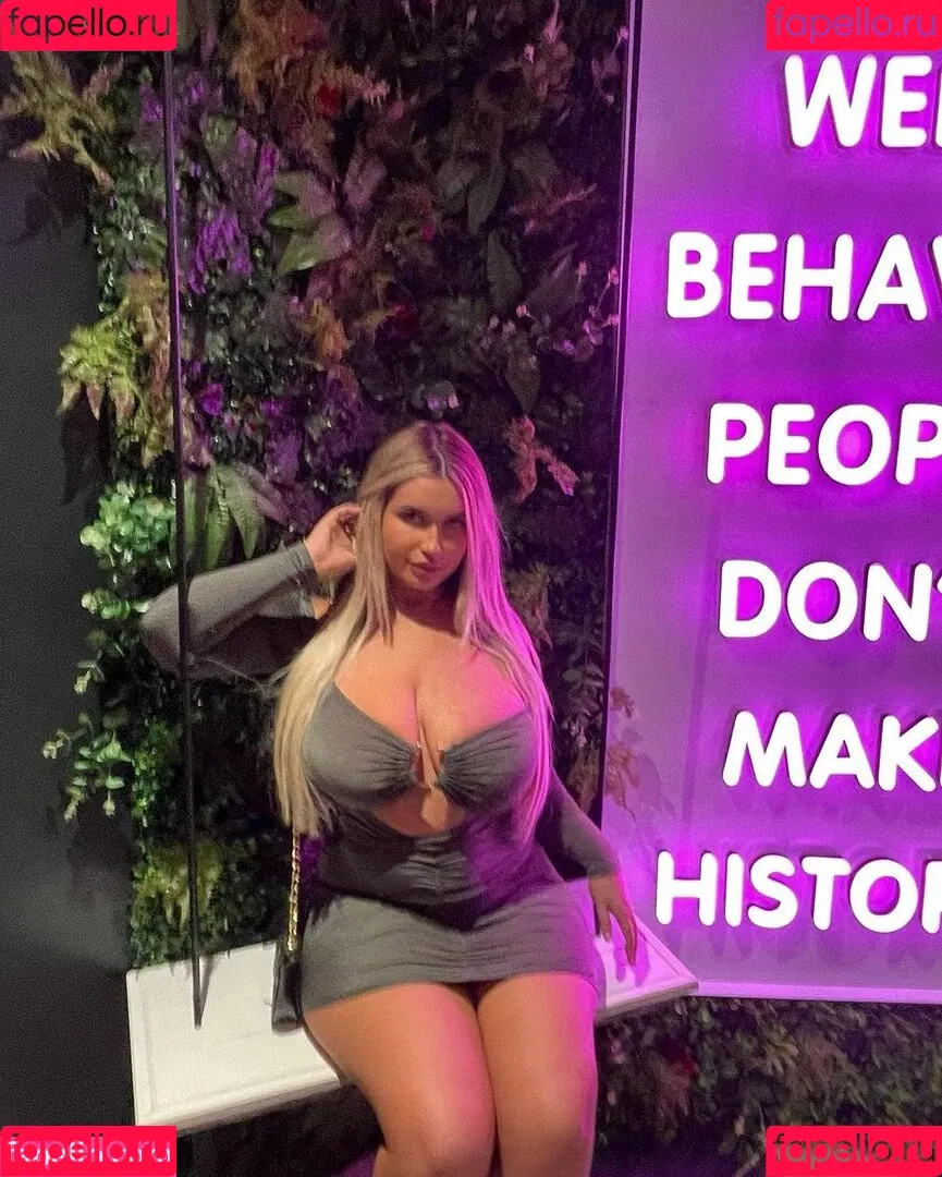 Caitlin Onlyfans Photo Gallery 