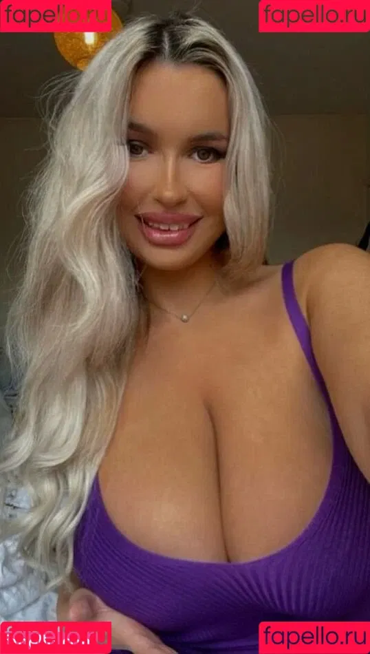 Caitlin Onlyfans Photo Gallery 