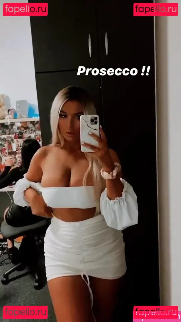 Caitlin Onlyfans Photo Gallery 