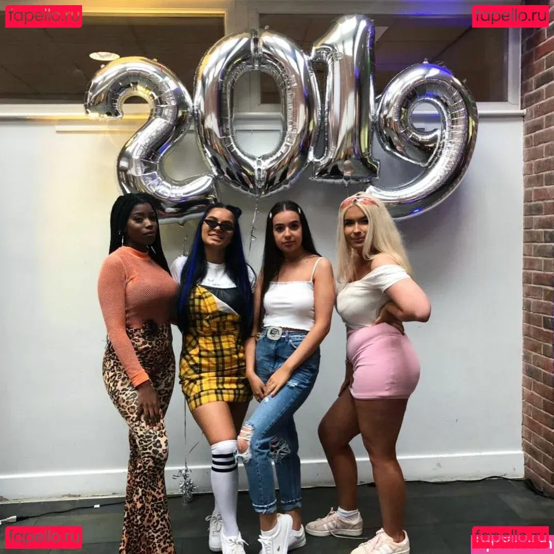 Caitlin Onlyfans Photo Gallery 