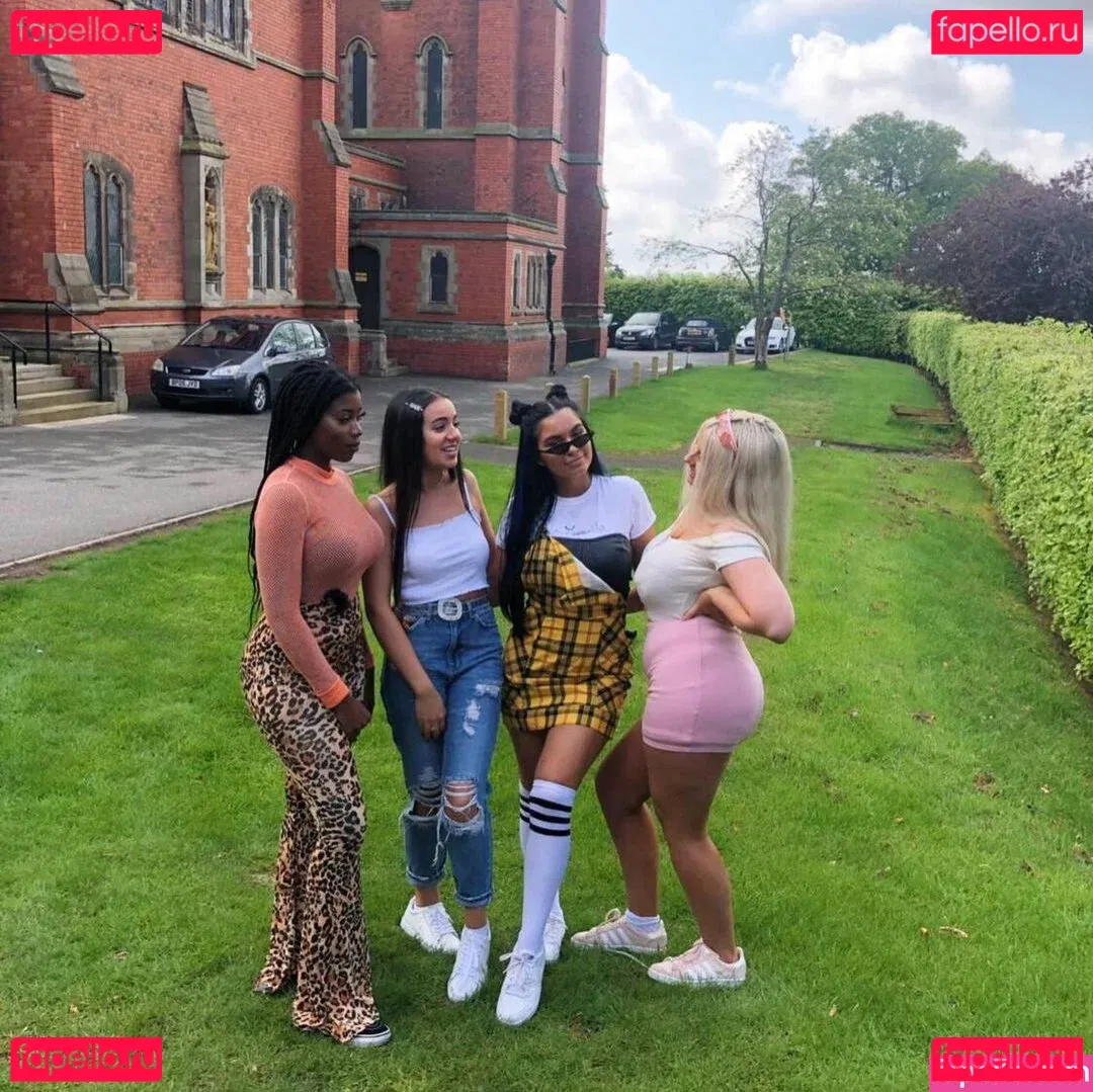 Caitlin Onlyfans Photo Gallery 