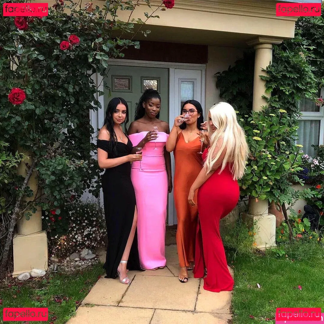 Caitlin Onlyfans Photo Gallery 