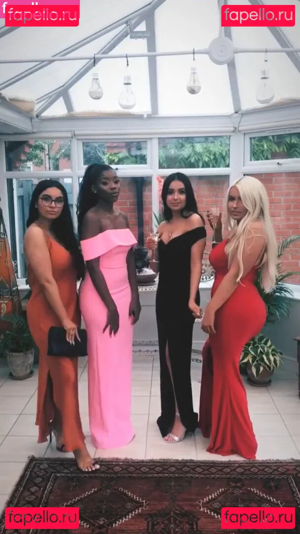 Caitlin Onlyfans Photo Gallery 