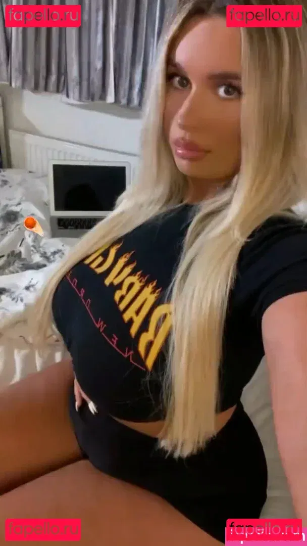 Caitlin Onlyfans Photo Gallery 