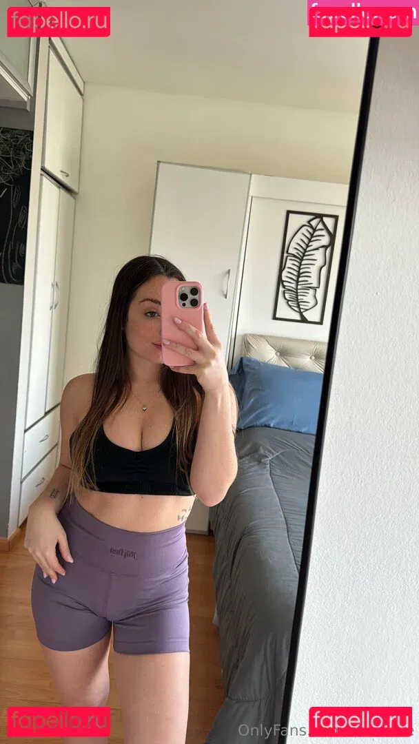 saracore Onlyfans Photo Gallery 