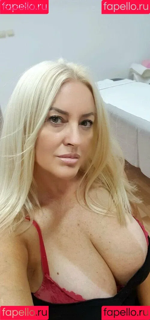 Vesna Pocuca Sana Onlyfans Photo Gallery 