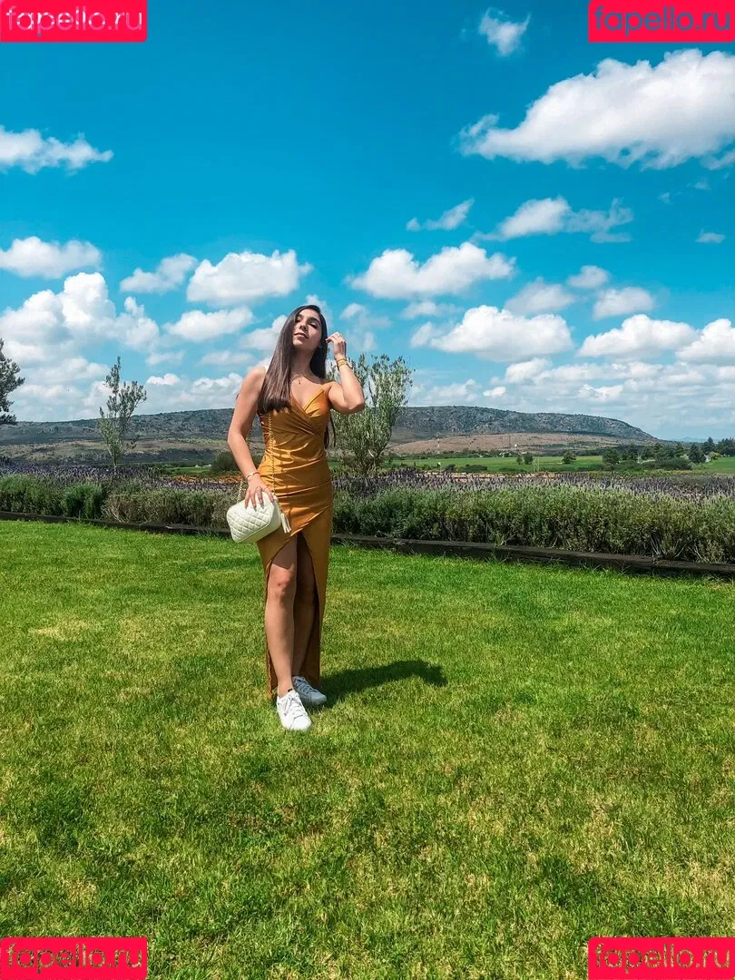 Yazmin Cantu Onlyfans Photo Gallery 