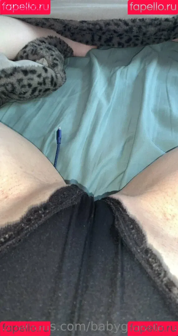 babygirlbrdlfree Onlyfans Photo Gallery 