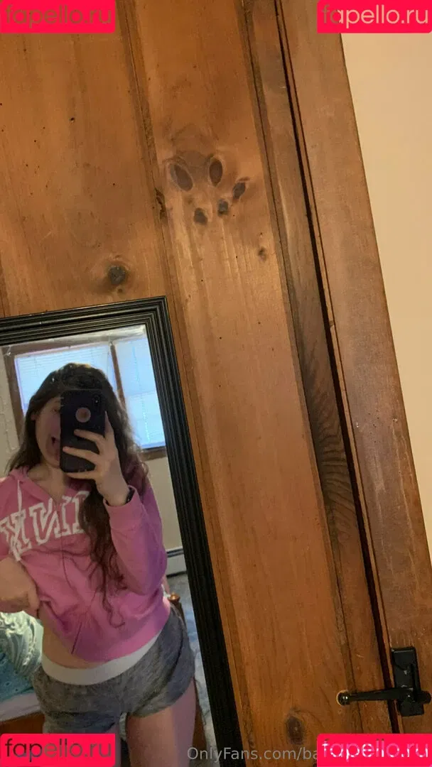 babygirlbrdlfree Onlyfans Photo Gallery 