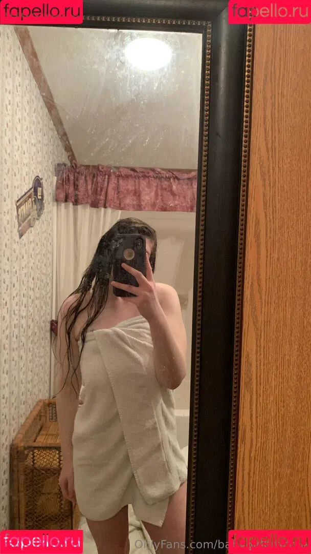 babygirlbrdlfree Onlyfans Photo Gallery 