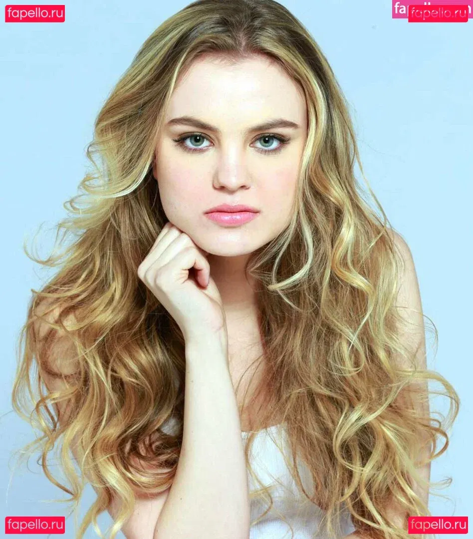 Zandi Holup Onlyfans Photo Gallery 