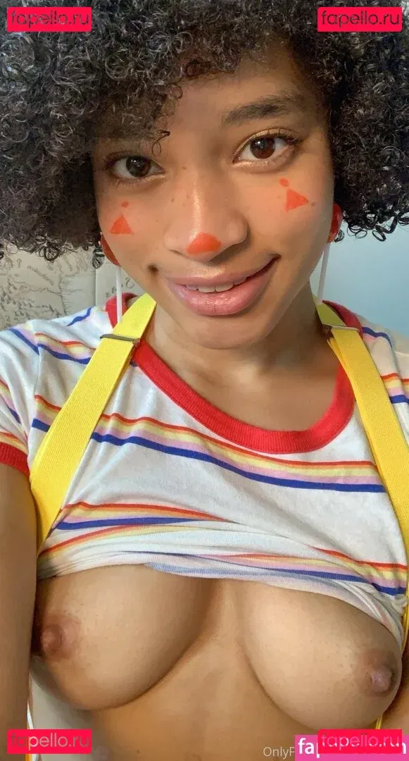 Princess Hallie Onlyfans Photo Gallery 