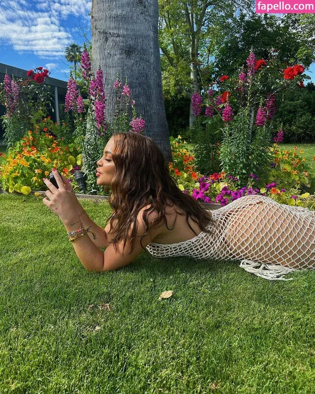 Melissa Mel Maia Onlyfans Photo Gallery 