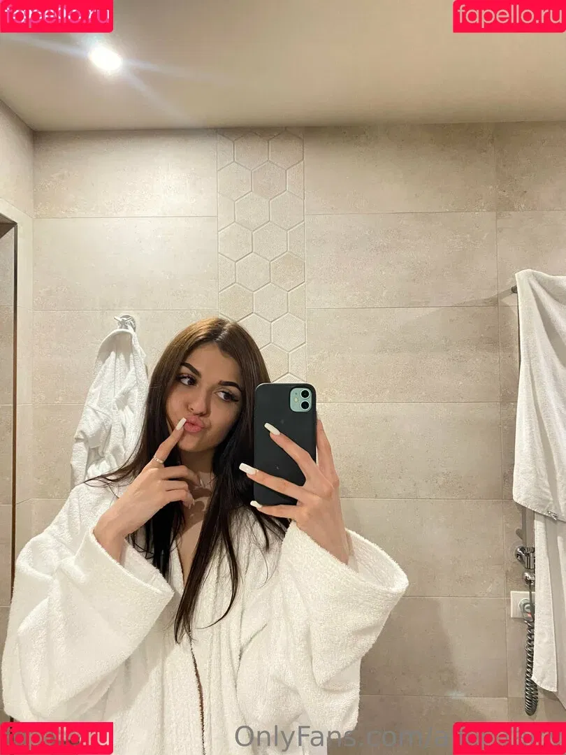 aliia_fairy Onlyfans Photo Gallery 