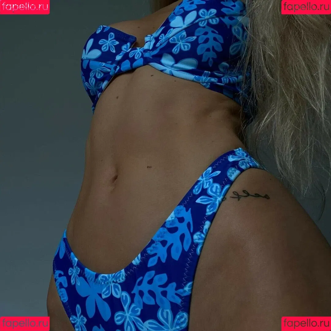 Anneka Madget Onlyfans Photo Gallery 