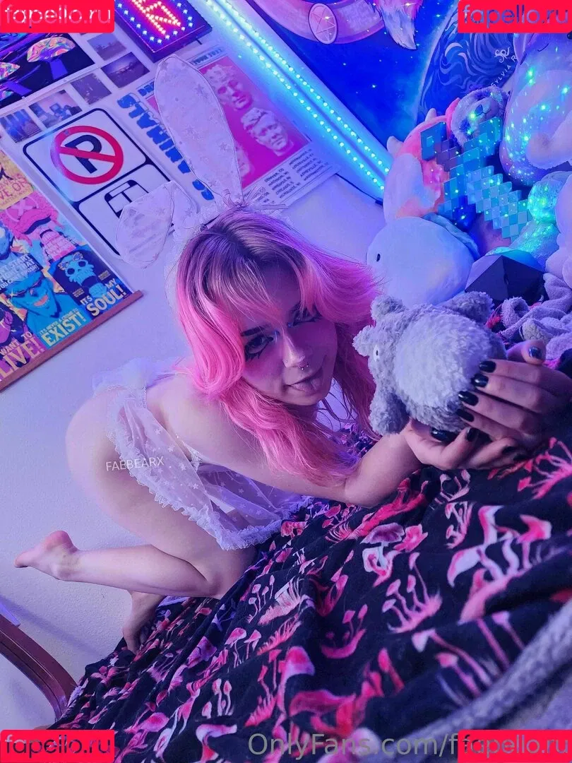faebearx Onlyfans Photo Gallery 
