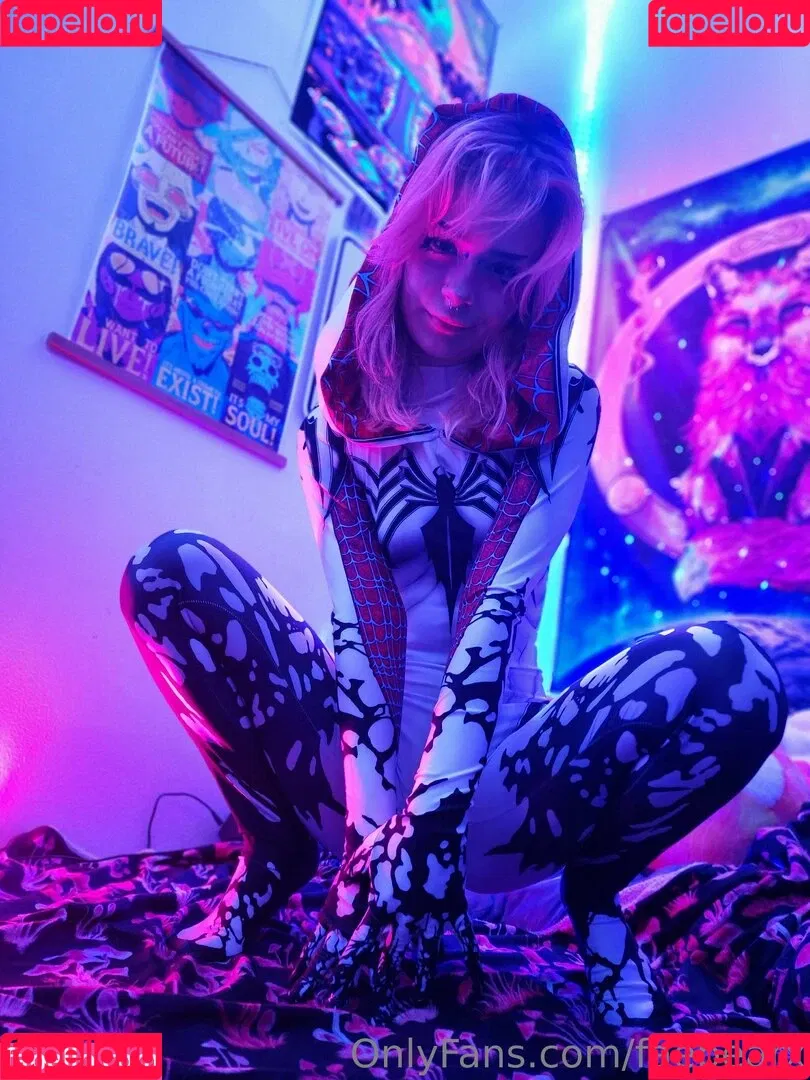 faebearx Onlyfans Photo Gallery 