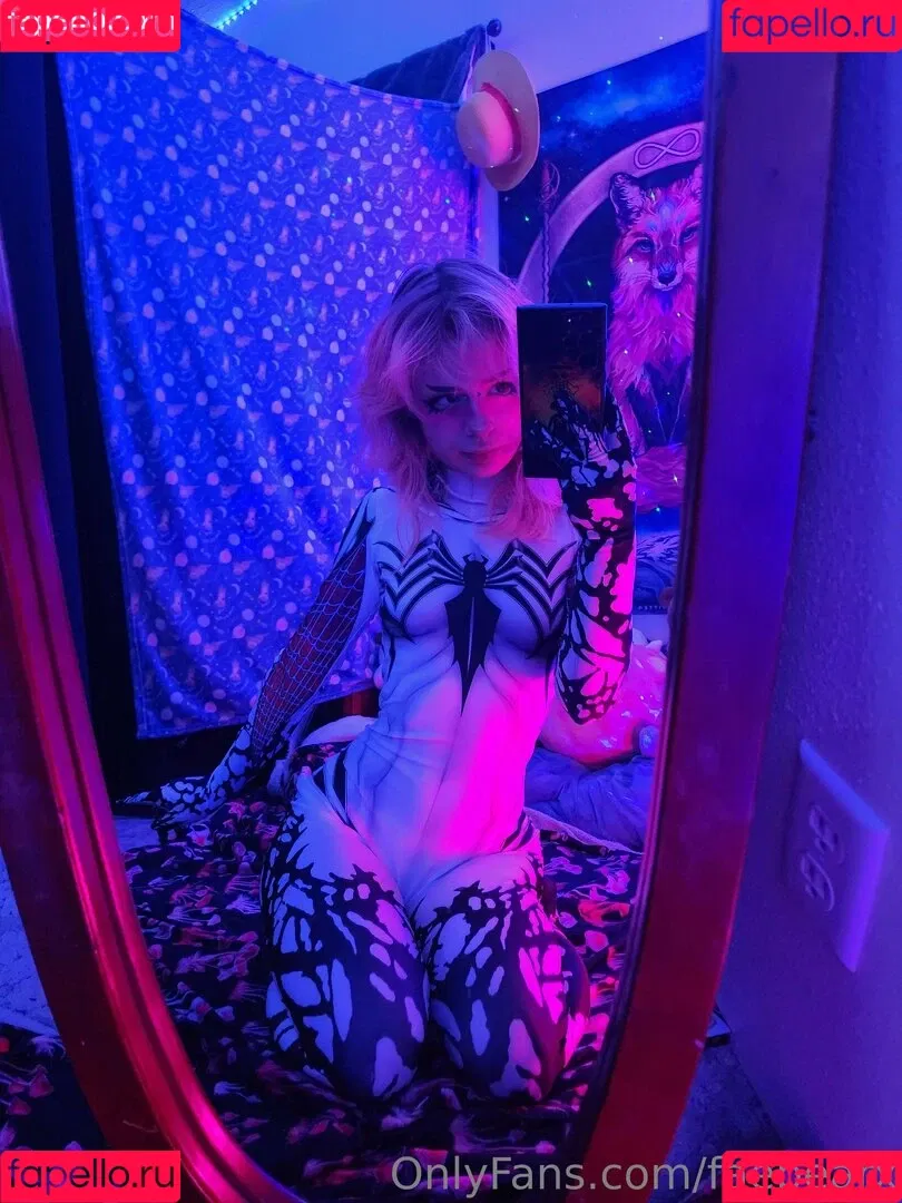 faebearx Onlyfans Photo Gallery 