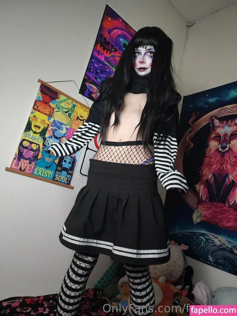 faebearx Onlyfans Photo Gallery 