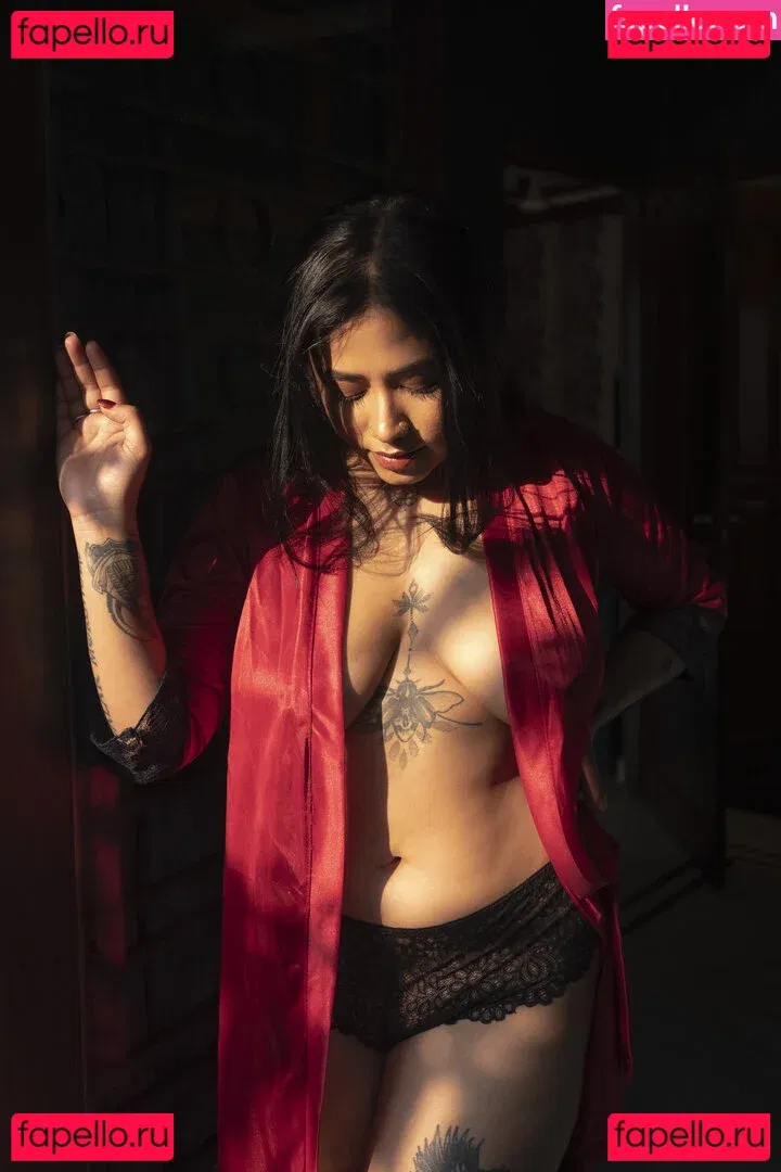 Yajna Seni Onlyfans Photo Gallery 