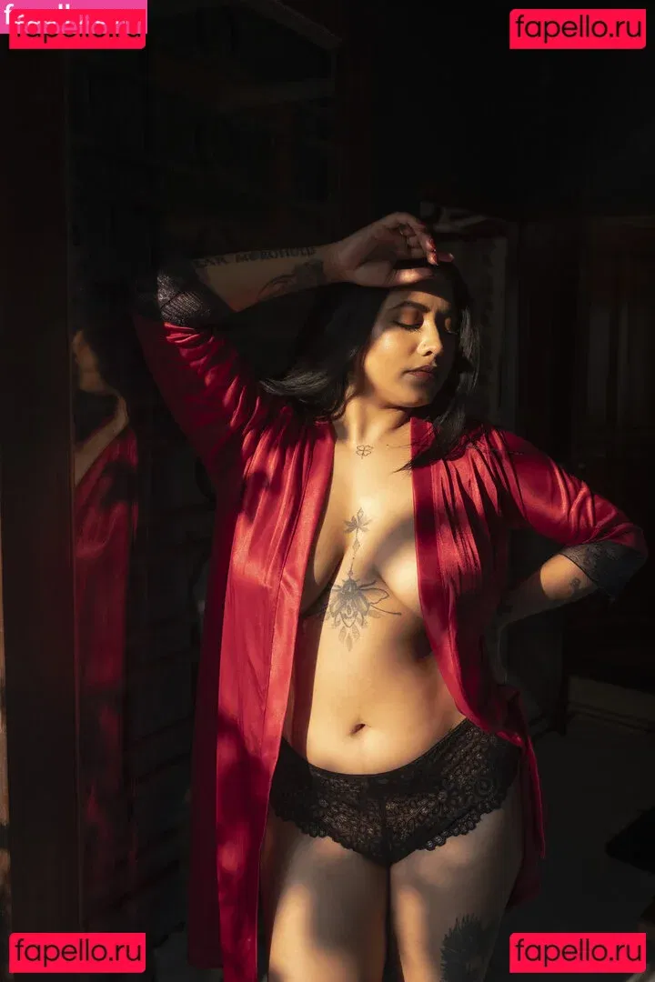 Yajna Seni Onlyfans Photo Gallery 