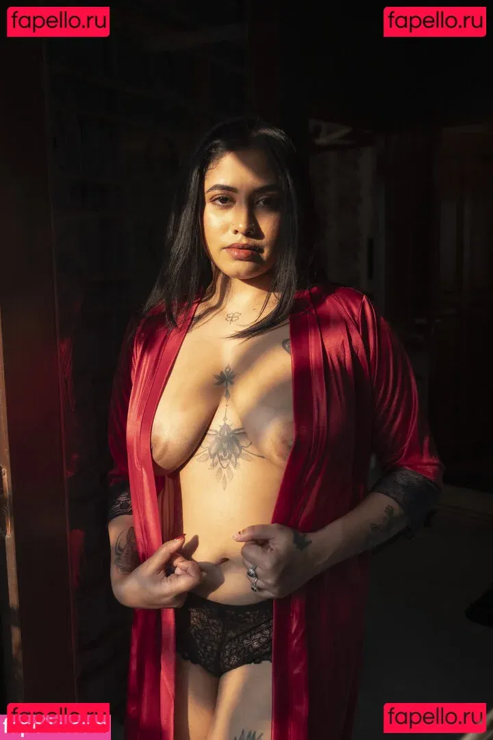 Yajna Seni Onlyfans Photo Gallery 