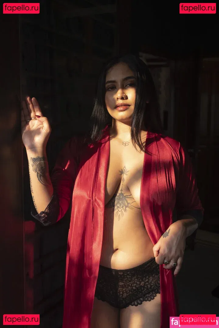 Yajna Seni Onlyfans Photo Gallery 