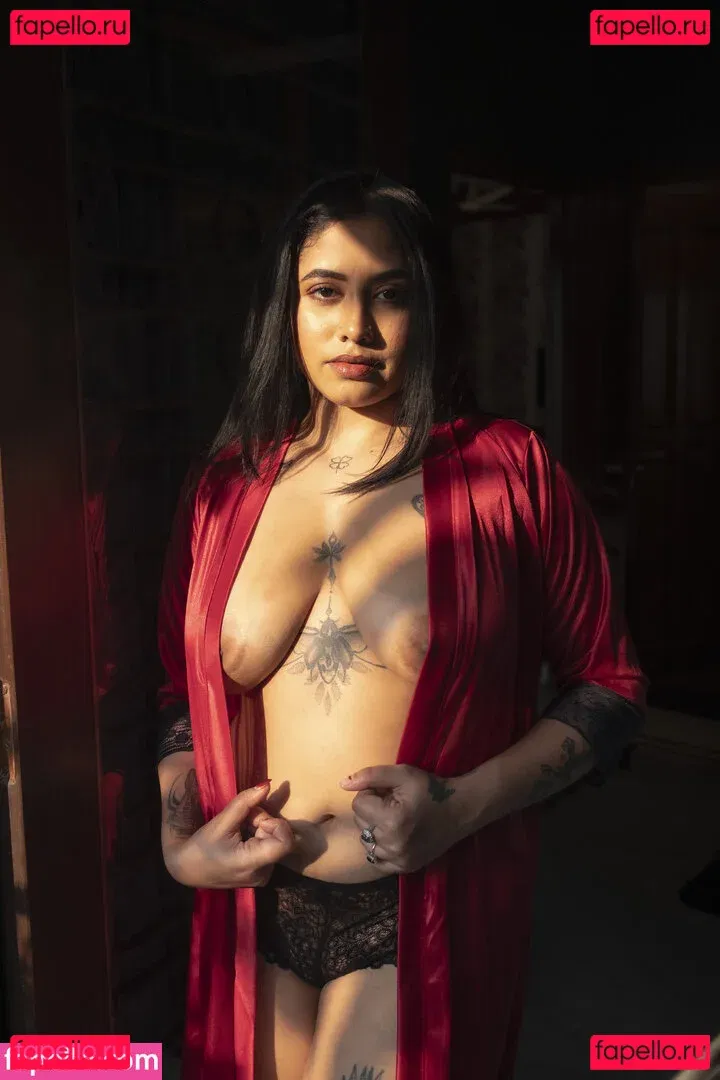 Yajna Seni Onlyfans Photo Gallery 