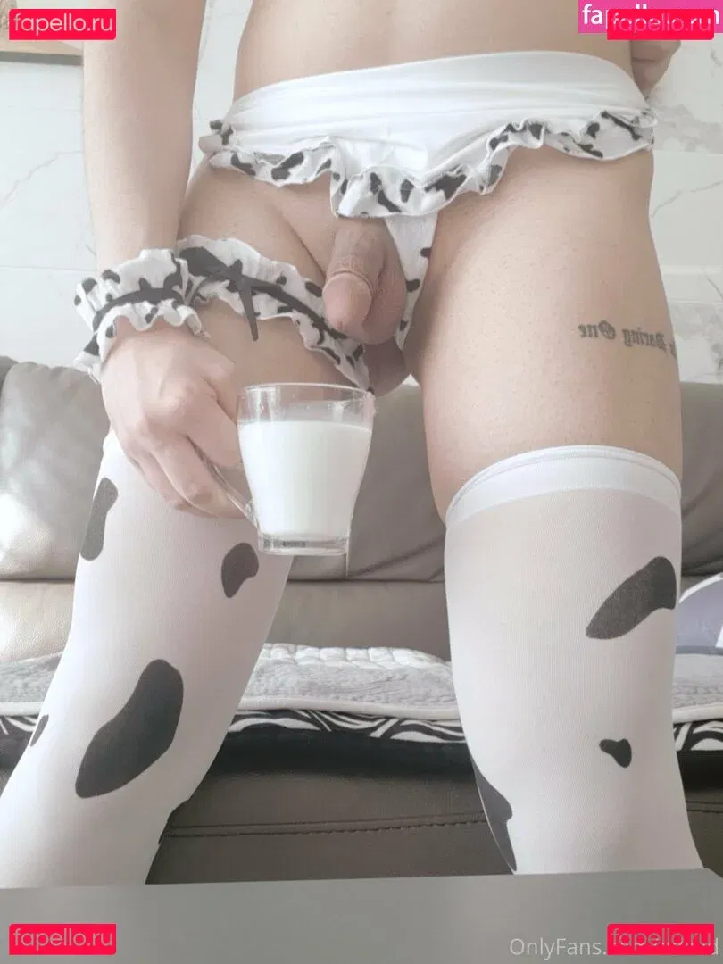 adwid Onlyfans Photo Gallery 