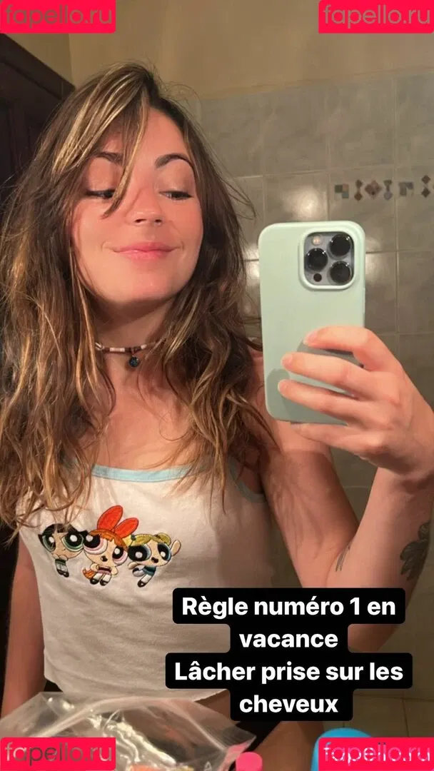 Roxane ASMR Onlyfans Photo Gallery 