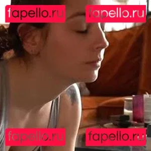 Roxane ASMR Onlyfans Photo Gallery 