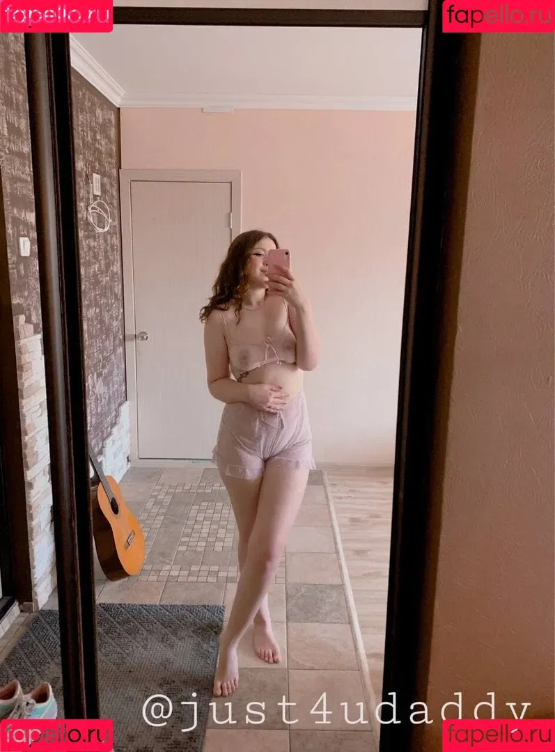 Devochka Askorbinka Onlyfans Photo Gallery 