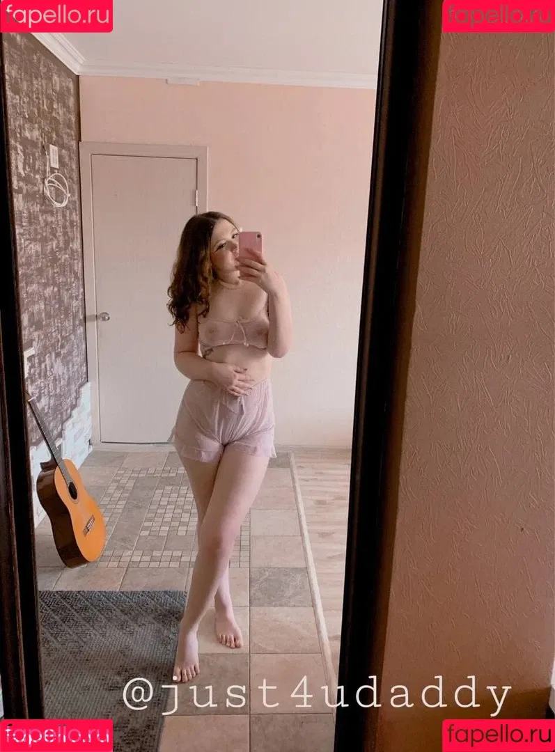 Devochka Askorbinka Onlyfans Photo Gallery 