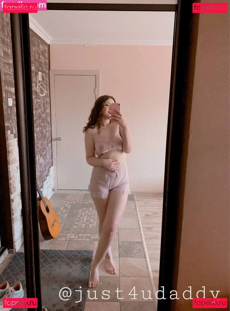 Devochka Askorbinka Onlyfans Photo Gallery 