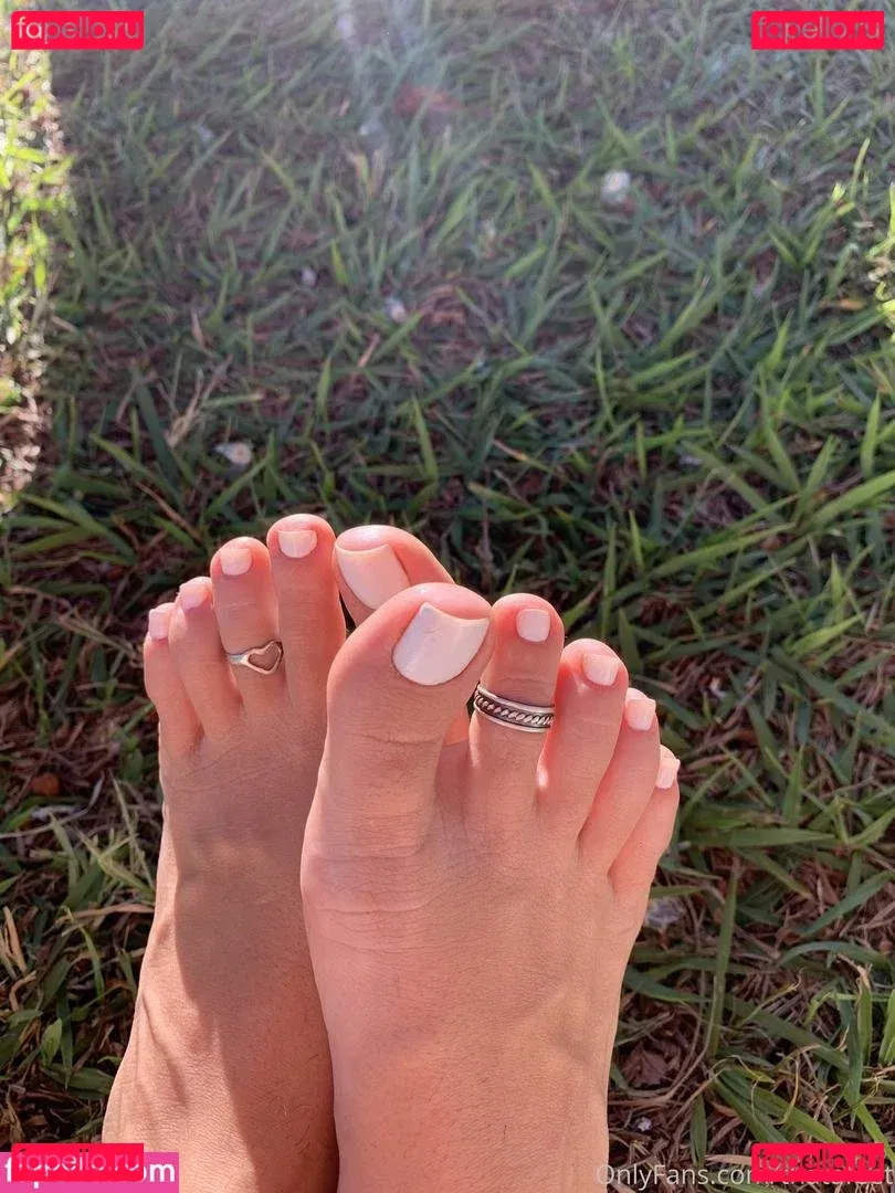 ThatAFeet Onlyfans Photo Gallery 