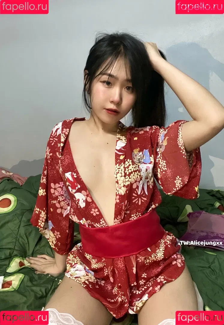 Alicejungxx Onlyfans Photo Gallery 