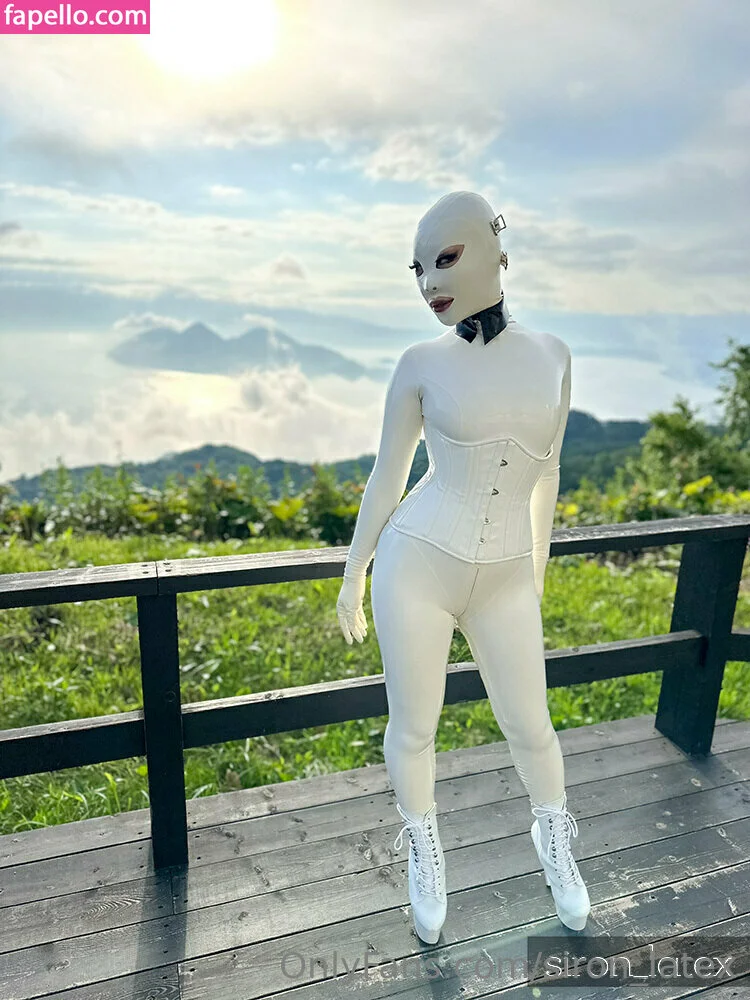 siron_latex Onlyfans Photo Gallery 