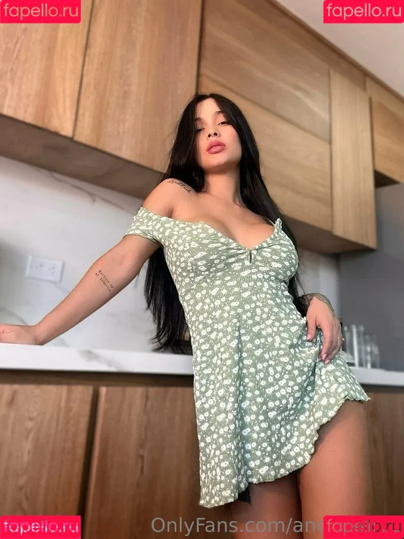 andreaal11 Onlyfans Photo Gallery 