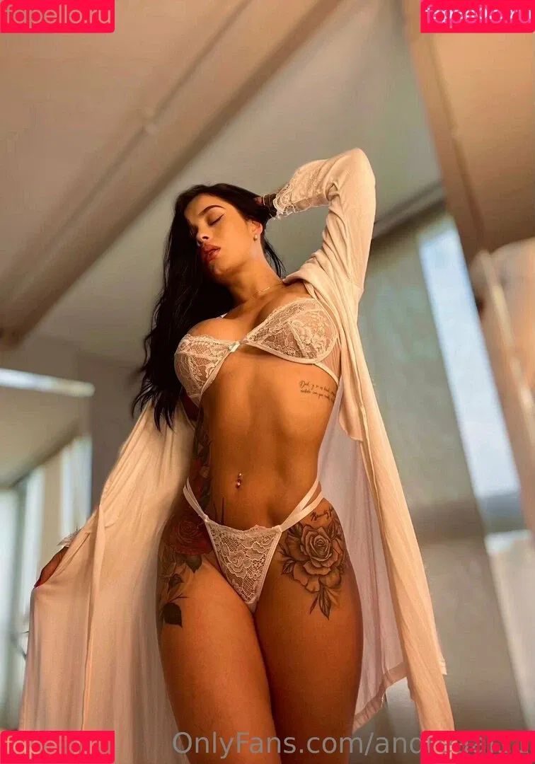 andreaal11 Onlyfans Photo Gallery 