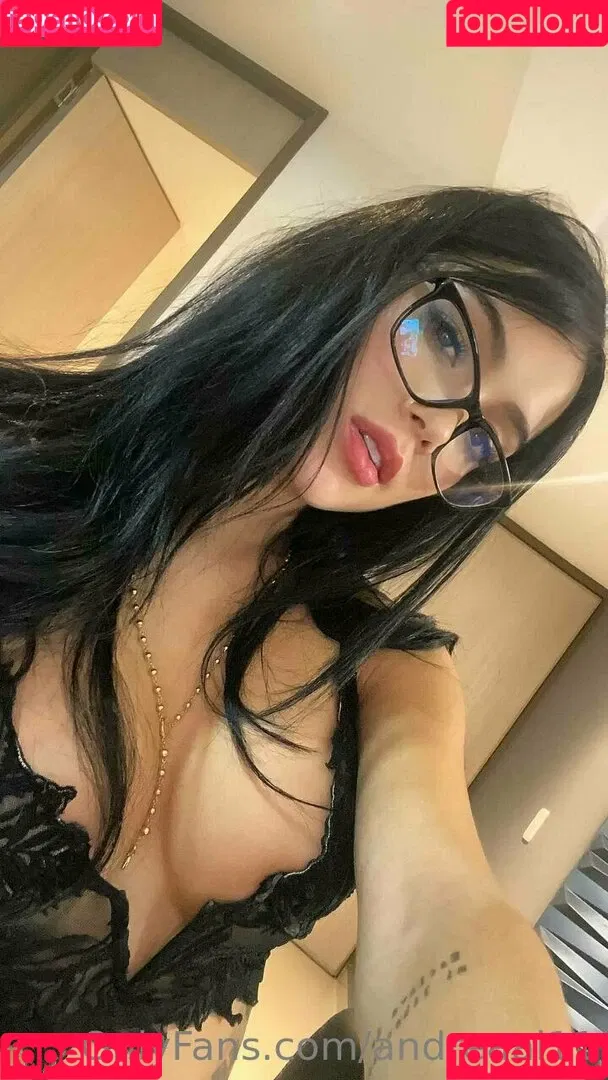 andreaal11 Onlyfans Photo Gallery 
