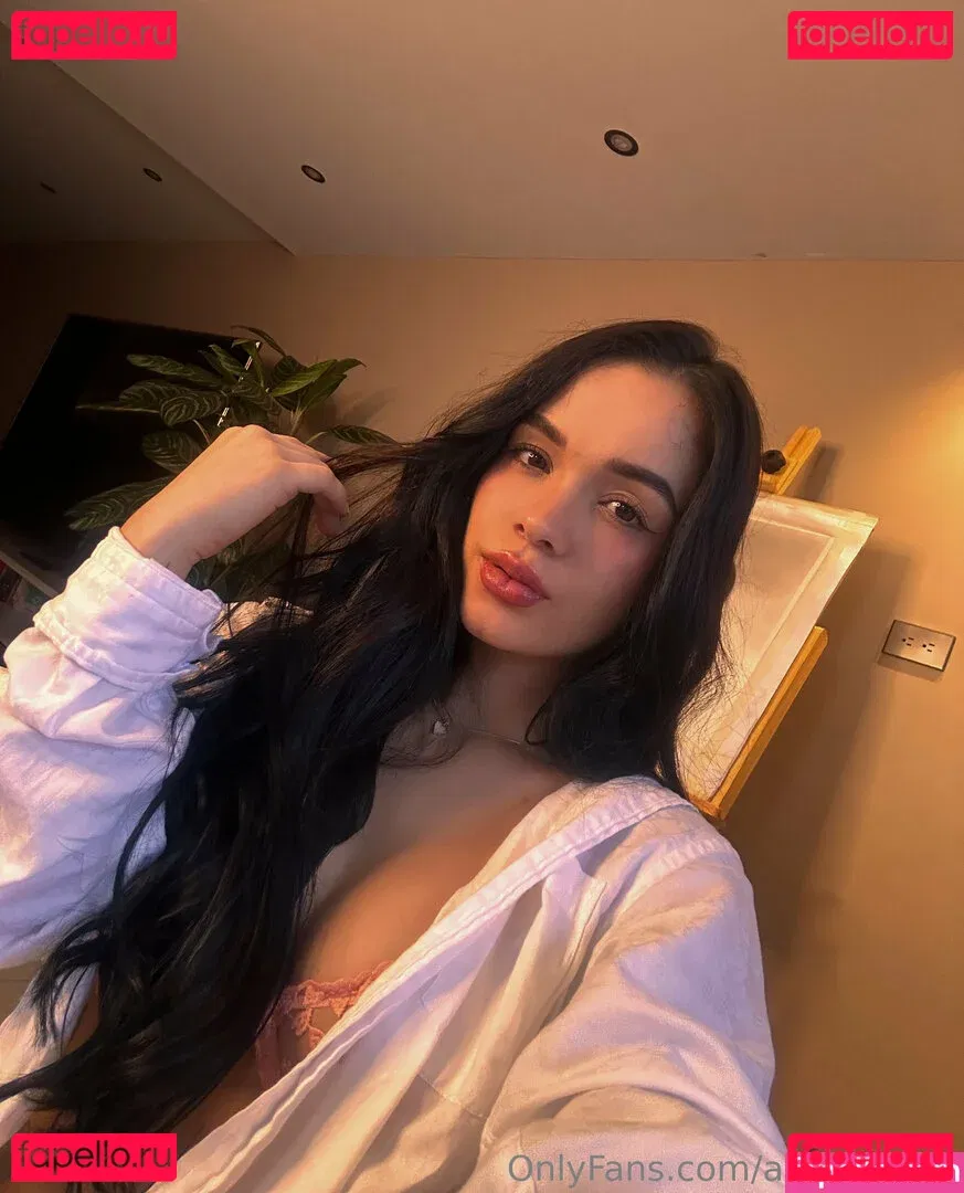 andreaal11 Onlyfans Photo Gallery 