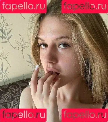 baby.kim Onlyfans Photo Gallery 