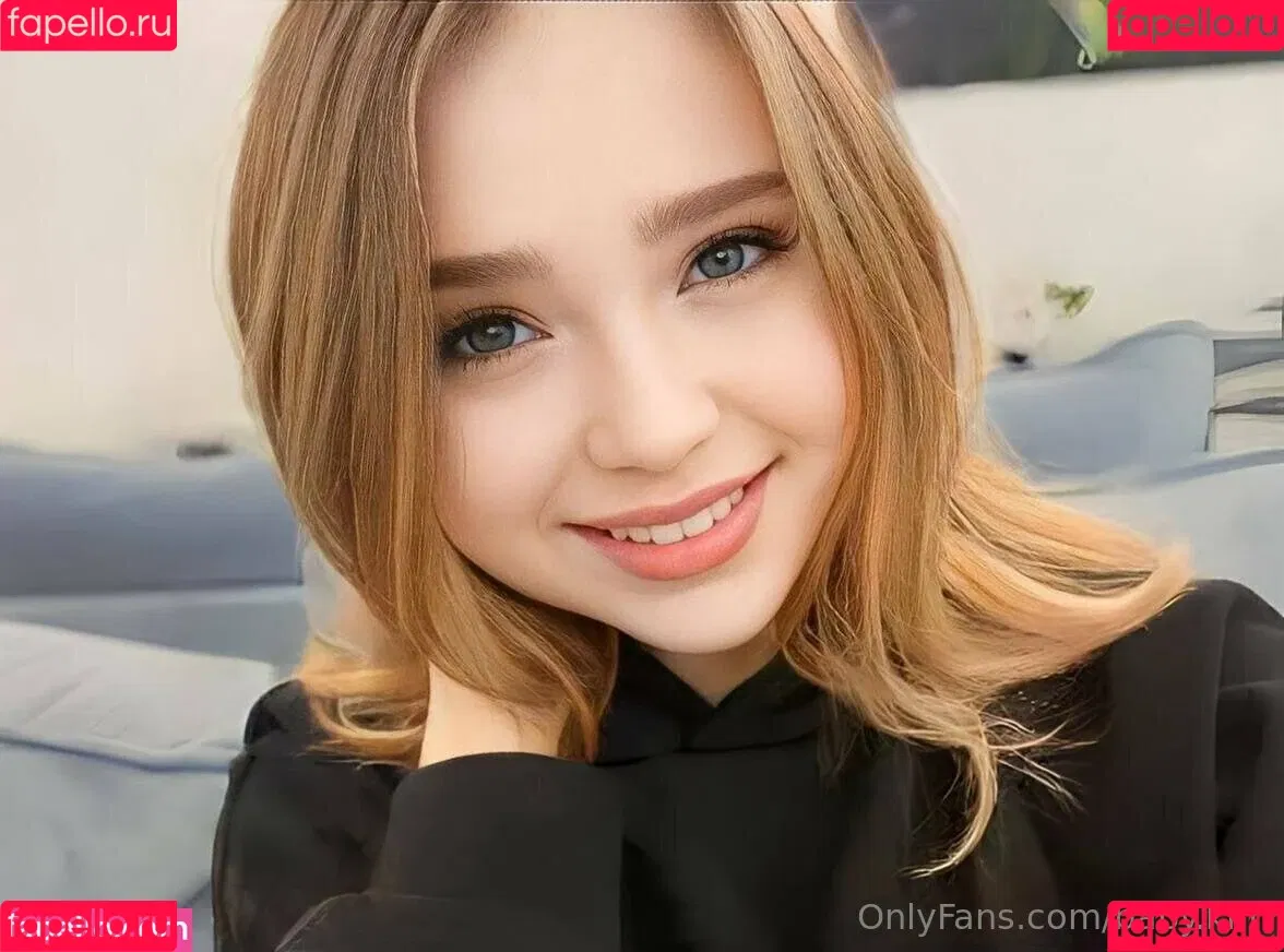 baby.kim Onlyfans Photo Gallery 
