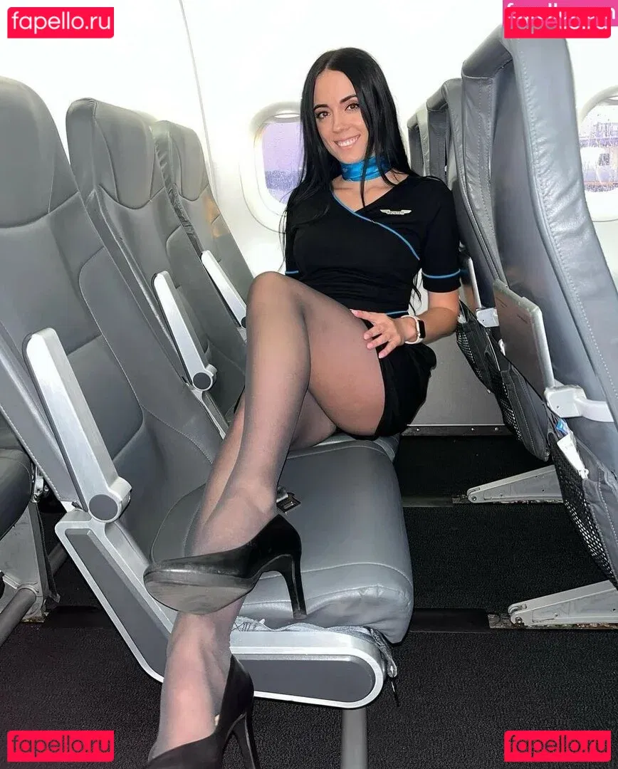 Office Sluts Onlyfans Photo Gallery 