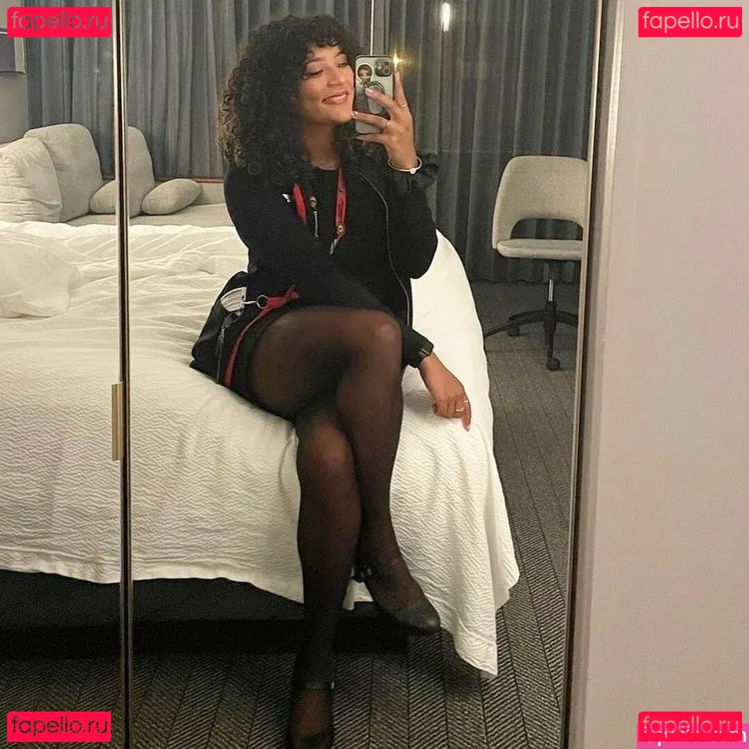 Office Sluts Onlyfans Photo Gallery 